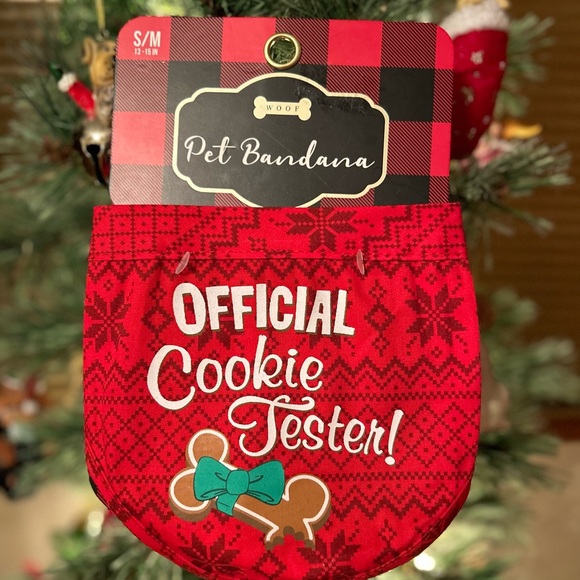 Christmas Pet Bandanna - Picture 1 of 3